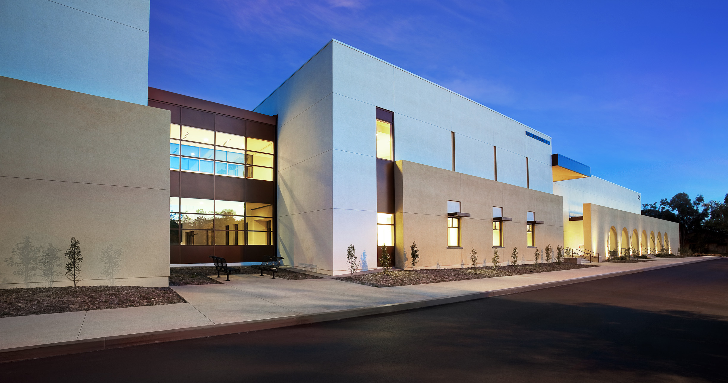 SERRA CATHOLIC MIDDLE SCHOOL